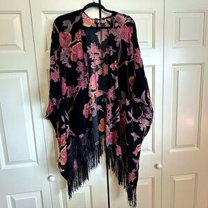 Dress barn kimono with fringe